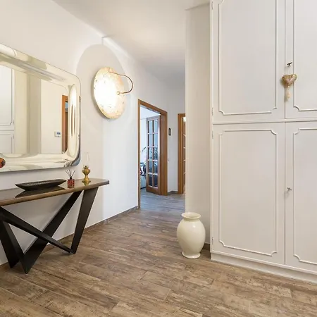 Апартаменты Maison Mazzini By Barbarhouse Лечче